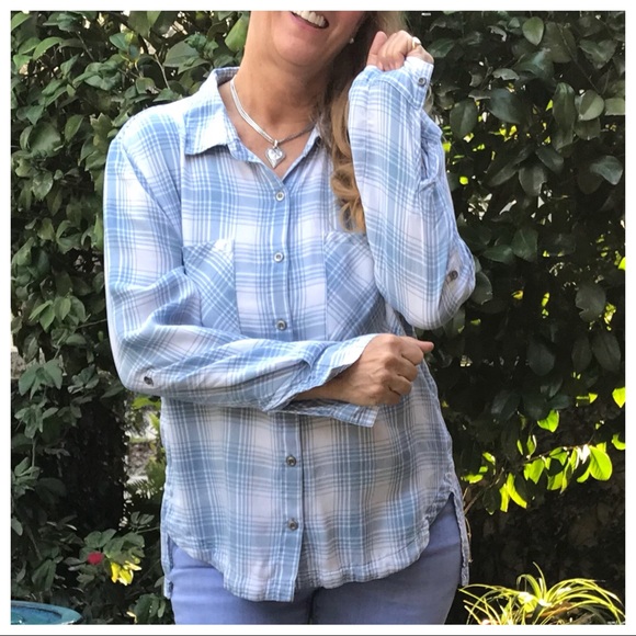 LAST 🔘 My Boyfriend’s Back! Plaid Button Up Shirt - Picture 5 of 8